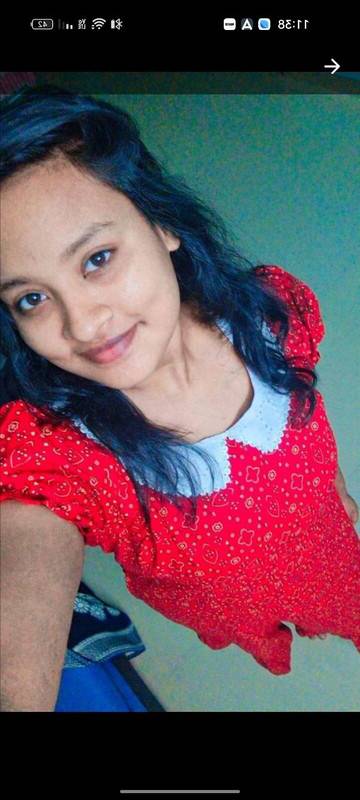 Nangi Selfie