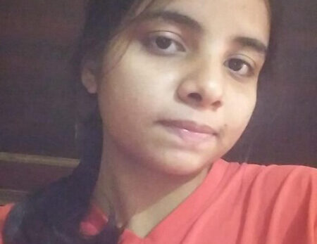 Nangi Selfie