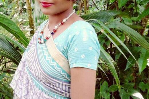 Nangi Selfie