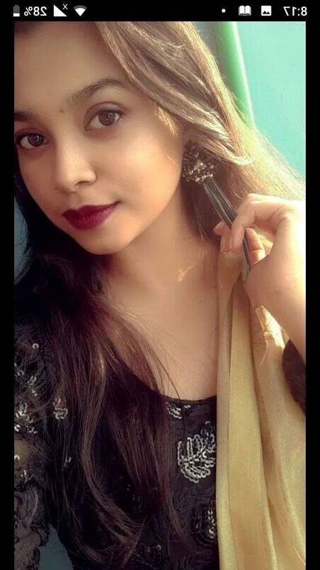 Nangi Selfie