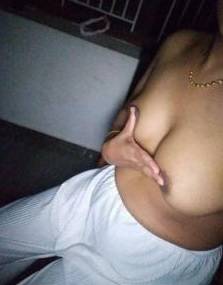 Nangi Selfie